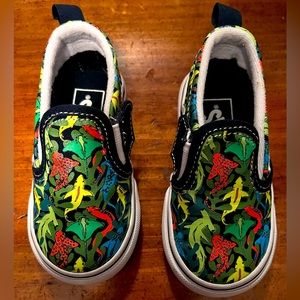 Toddler MultiColored Shark Vans. Size: 5.5